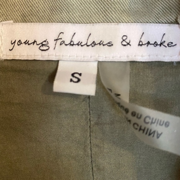 Women’s army green jacket. Size small. - Picture 5 of 6